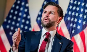 JD Vance: అమెరికా ఉపాధ్యక్షుడు జేడీ వాన్స్ పాకిస్థాన్ పర్యటన వాయిదా JD Vance: అమెరికా ఉపాధ్యక్షుడు జేడీ వాన్స్ పాకిస్థాన్ పర్యటన వాయిదా