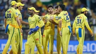 Chennai Super Kings: ముఖేష్ చౌదరికి కన్నీటి వీడ్కోలు: సీఎస్కే చారిత్రాత్మక విజయం ఆయనకే అంకితం! Chennai Super Kings: ముఖేష్ చౌదరికి కన్నీటి వీడ్కోలు: సీఎస్కే చారిత్రాత్మక విజయం ఆయనకే అంకితం!