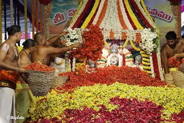 Kodandarama Temple in Tirupati: ఘనంగా తిరుపతి శ్రీ కోదండరాముని పుష్పయాగ మహోత్సవం Kodandarama Temple in Tirupati: ఘనంగా తిరుపతి శ్రీ కోదండరాముని పుష్పయాగ మహోత్సవం