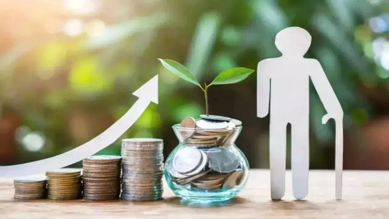Retirement Plan : రిటైర్మెంట్ తర్వాత కోటీశ్వరుడిలా బతకండి.. రూ.2 కోట్లతో నెలనెలా భారీ ఆదాయం వచ్చే సీక్రెట్ ఇదే Retirement Plan : రిటైర్మెంట్ తర్వాత కోటీశ్వరుడిలా బతకండి.. రూ.2 కోట్లతో నెలనెలా భారీ ఆదాయం వచ్చే సీక్రెట్ ఇదే