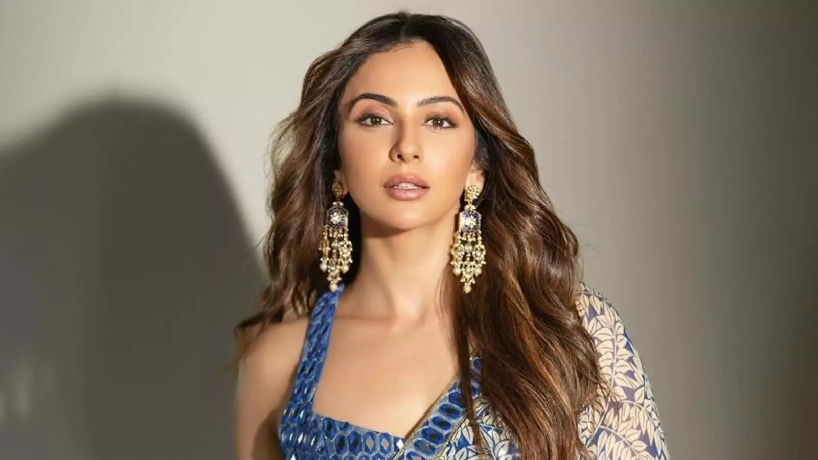 Rakul Preet Singh: అందుకే సినిమాల్లోకి వచ్చా.. అసలు రహస్యం బయటపెట్టిన రకుల్ ప్రీత్ సింగ్ Rakul Preet Singh: అందుకే సినిమాల్లోకి వచ్చా.. అసలు రహస్యం బయటపెట్టిన రకుల్ ప్రీత్ సింగ్