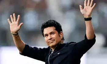 Sachin Tendulkar : రిటైర్మెంట్ తర్వాత కూడా తగ్గని జోరు.. ఏడాదికి రూ.50 కోట్లు సంపాదిస్తున్న క్రికెట్ దేవుడు