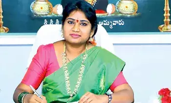 Anti-Corruption Bureau Custody for Shanti: శాంతికి మళ్లీ ఏసీబీ కస్టడీకి కోర్టు ఆదేశం – అవినీతి కేసులో కీలక పరిణామం Anti-Corruption Bureau Custody for Shanti: శాంతికి మళ్లీ ఏసీబీ కస్టడీకి కోర్టు ఆదేశం – అవినీతి కేసులో కీలక పరిణామం
