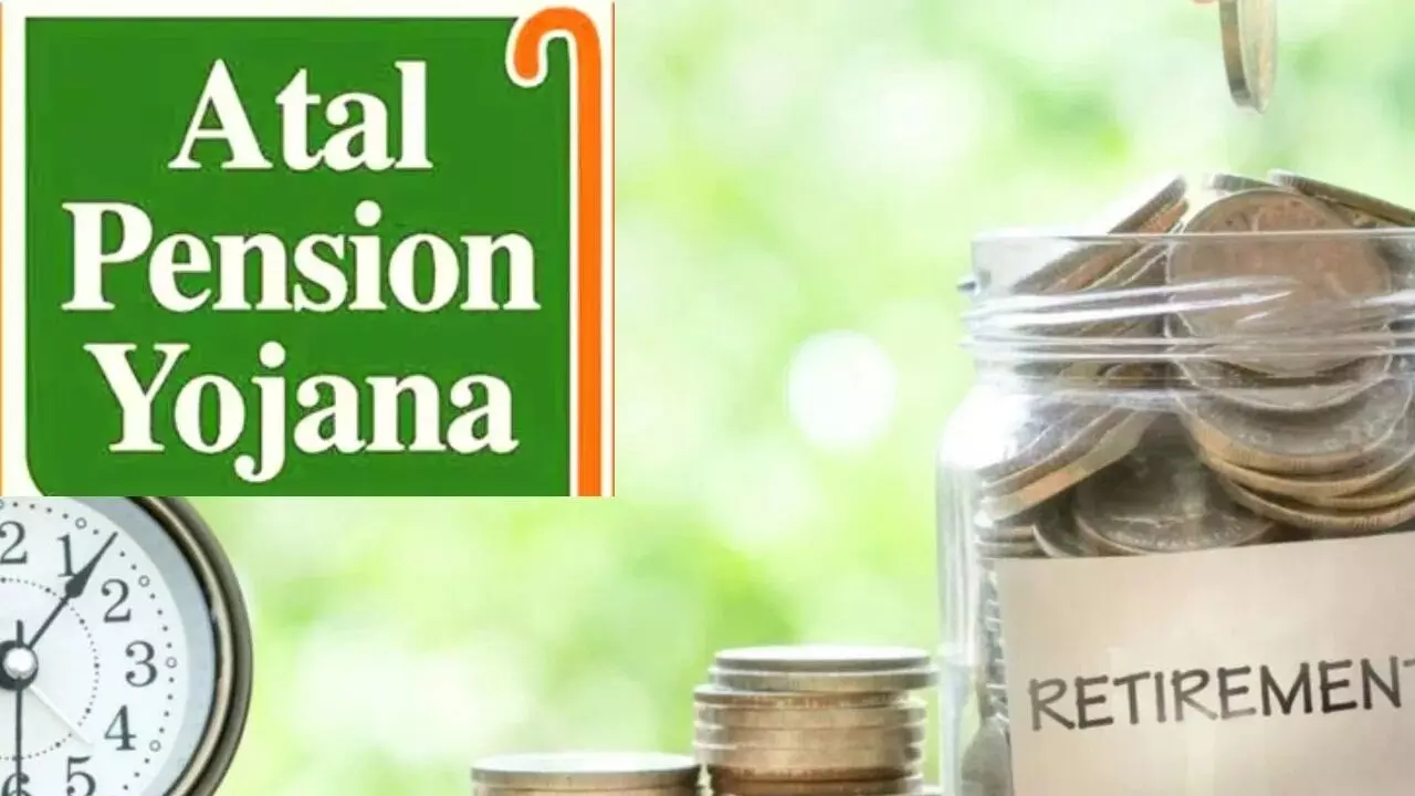 Atal Pension Yojana : కేవలం రూ.210 పెట్టుబడితో నెలకు రూ.5000 పెన్షన్.. కేంద్ర ప్రభుత్వం అదిరిపోయే స్కీమ్ Atal Pension Yojana : కేవలం రూ.210 పెట్టుబడితో నెలకు రూ.5000 పెన్షన్.. కేంద్ర ప్రభుత్వం అదిరిపోయే స్కీమ్