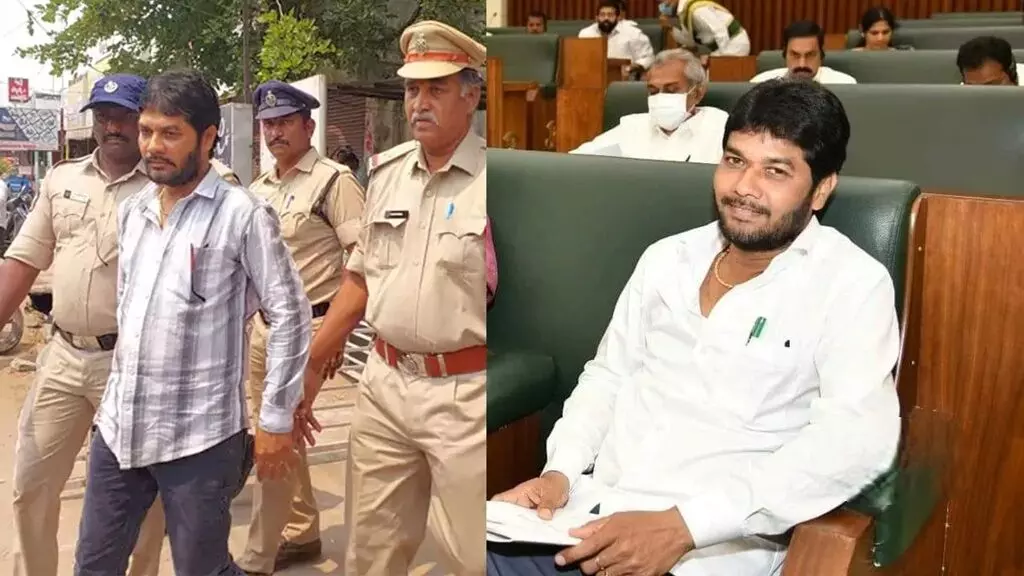 Anantha Babu: డ్రైవర్ సుబ్రహ్మణ్యం హత్య కేసు.. అనంతబాబుకు 14 రోజుల రిమాండ్ Anantha Babu: డ్రైవర్ సుబ్రహ్మణ్యం హత్య కేసు.. అనంతబాబుకు 14 రోజుల రిమాండ్