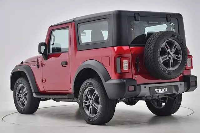 Mahindra Thar : రోడ్డు ఏదైనా.. రూలింగ్ మాత్రం థార్దే.. అదిరిపోయే పర్ఫార్మెన్స్తో అదరగొడుతున్న ఎస్యూవీ Mahindra Thar : రోడ్డు ఏదైనా.. రూలింగ్ మాత్రం థార్దే.. అదిరిపోయే పర్ఫార్మెన్స్తో అదరగొడుతున్న ఎస్యూవీ