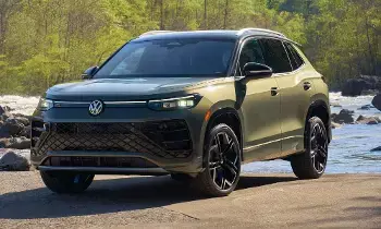Top 5 SUVs : టాప్ మోడల్ ఎందుకు దండగ? ఈ 5 ఎస్యూవీల బేస్ వేరియంట్లే ఫీచర్ లోడెడ్ Top 5 SUVs : టాప్ మోడల్ ఎందుకు దండగ? ఈ 5 ఎస్యూవీల బేస్ వేరియంట్లే ఫీచర్ లోడెడ్