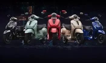 Bajaj Chetak : టీవీఎస్ ఐక్యూబ్కు చెక్.. అదిరిపోయే ఫీచర్లతో బజాజ్ చేతక్ సరికొత్త మోడల్స్ లాంచ్ Bajaj Chetak : టీవీఎస్ ఐక్యూబ్కు చెక్.. అదిరిపోయే ఫీచర్లతో బజాజ్ చేతక్ సరికొత్త మోడల్స్ లాంచ్