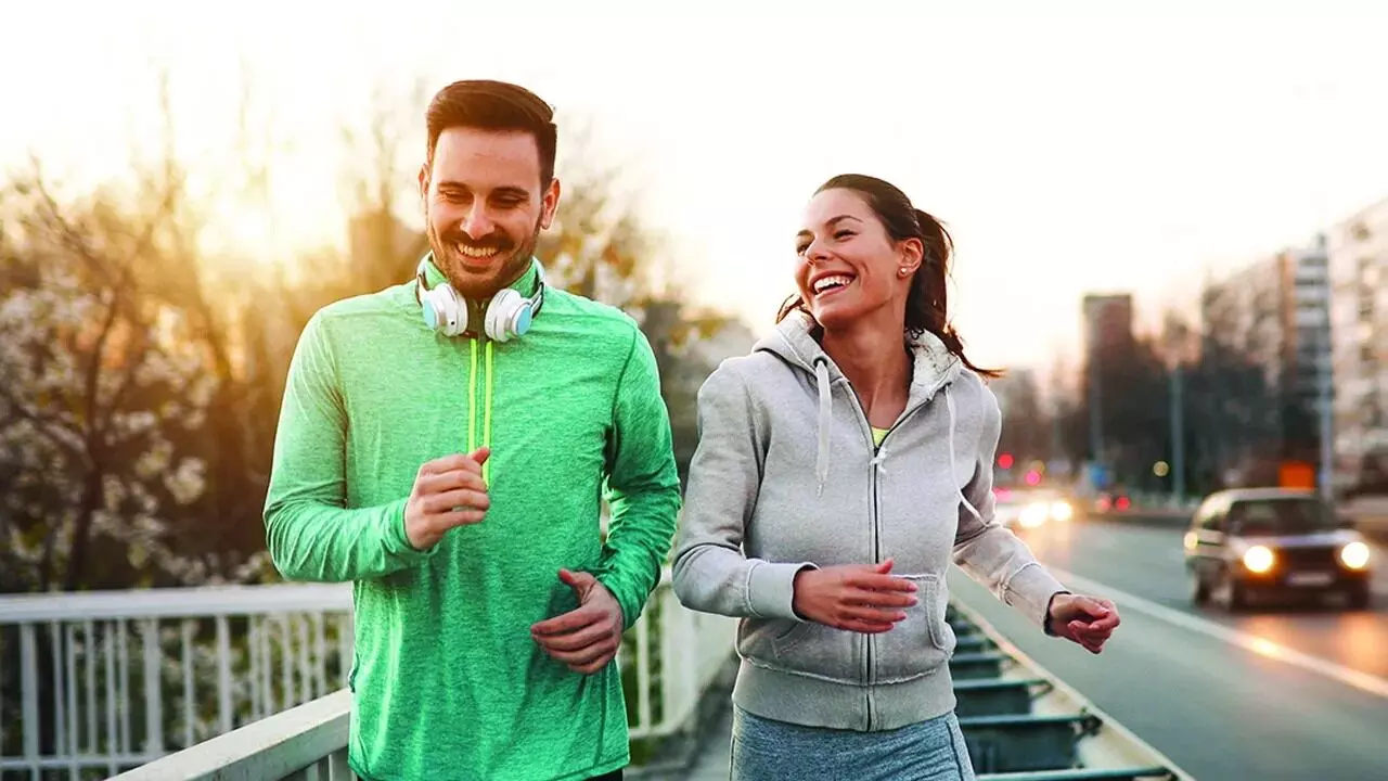 No Gym Needed to Stay Fit: ఫిట్ గా ఉండాలంటే జిమ్ వెళ్లక్కర్లేదు.. ఈ చిన్న మార్పులు చాలు! No Gym Needed to Stay Fit: ఫిట్ గా ఉండాలంటే జిమ్ వెళ్లక్కర్లేదు.. ఈ చిన్న మార్పులు చాలు!