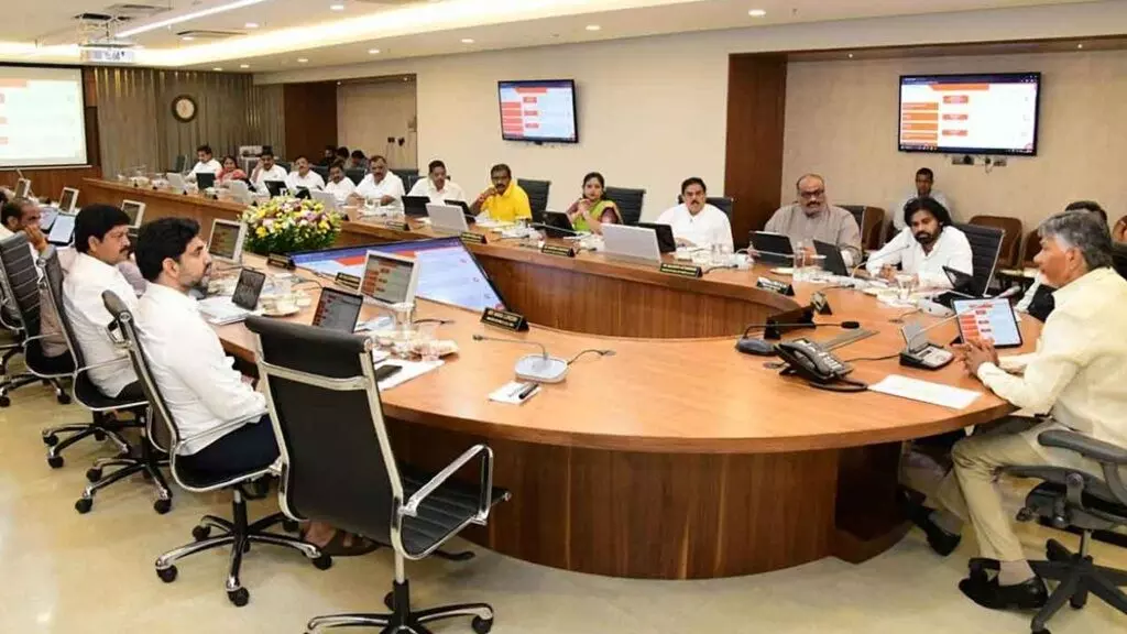 Andhra Pradesh Cabinet Meeting: ఏపీ కేబినెట్ కీలక సమావేశం… పలు ముఖ్య అంశాలపై చర్చ Andhra Pradesh Cabinet Meeting: ఏపీ కేబినెట్ కీలక సమావేశం… పలు ముఖ్య అంశాలపై చర్చ