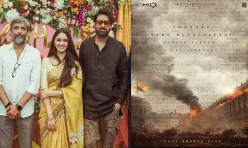 Prabhas Set for Dasara Race: దసరా రేసులో ప్రభాస్.. ఫౌజీ అటాక్ మొదలు కాబోయేది అక్టోబర్లోనే! Prabhas Set for Dasara Race: దసరా రేసులో ప్రభాస్.. ఫౌజీ అటాక్ మొదలు కాబోయేది అక్టోబర్లోనే!