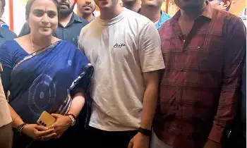Abhishek Sharma: కర్మన్‌ఘాట్ హనుమాన్ ఆలయంలో అభిషేక్ శర్మ