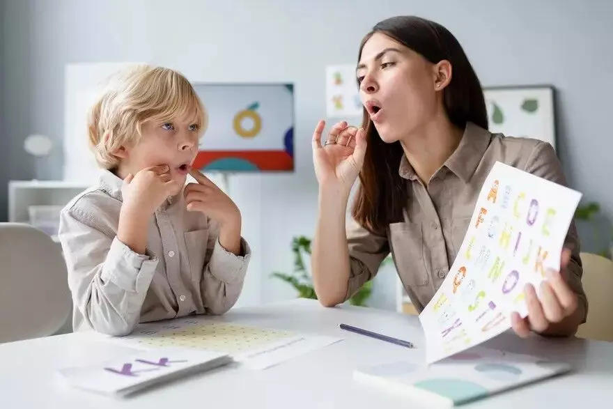 Noticing Unusual Behaviour in Kids: పిల్లల్లో వింత ప్రవర్తన కనిపిస్తోందా? అది టూరెట్ సిండ్రోమ్ కావచ్చు.. తల్లిదండ్రులు తెలుసుకోవాల్సిన నిజాలివే.. Noticing Unusual Behaviour in Kids: పిల్లల్లో వింత ప్రవర్తన కనిపిస్తోందా? అది టూరెట్ సిండ్రోమ్ కావచ్చు.. తల్లిదండ్రులు తెలుసుకోవాల్సిన నిజాలివే..