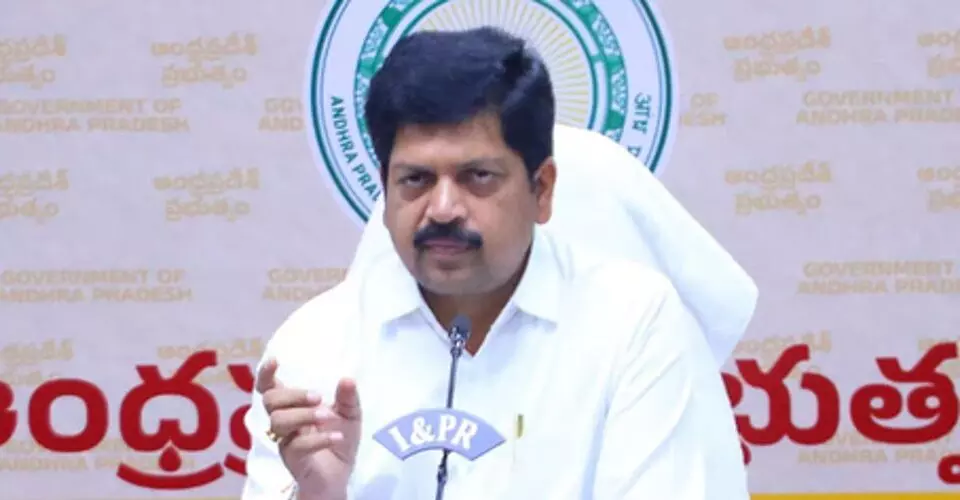 Kollu Ravindra Warns: మచిలీపట్నం అభివృద్ధిని అడ్డుకుంటే సహించం: మంత్రి కొల్లు రవీంద్ర హెచ్చరిక Kollu Ravindra Warns: మచిలీపట్నం అభివృద్ధిని అడ్డుకుంటే సహించం: మంత్రి కొల్లు రవీంద్ర హెచ్చరిక