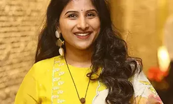 Allegations Against Mangli: మంగ్లీపై లాయర్ సుబ్బారావు ఆరోపణలు… వివాదం మళ్లీ ముదురుతోంది Allegations Against Mangli: మంగ్లీపై లాయర్ సుబ్బారావు ఆరోపణలు… వివాదం మళ్లీ ముదురుతోంది