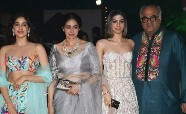 Sridevi Family Gets Major Relief: శ్రీదేవి కుటుంబానికి భారీ ఊరట.. ఆస్తి వివాదంలో మద్రాసు హైకోర్టు సంచలన తీర్పు Sridevi Family Gets Major Relief: శ్రీదేవి కుటుంబానికి భారీ ఊరట.. ఆస్తి వివాదంలో మద్రాసు హైకోర్టు సంచలన తీర్పు
