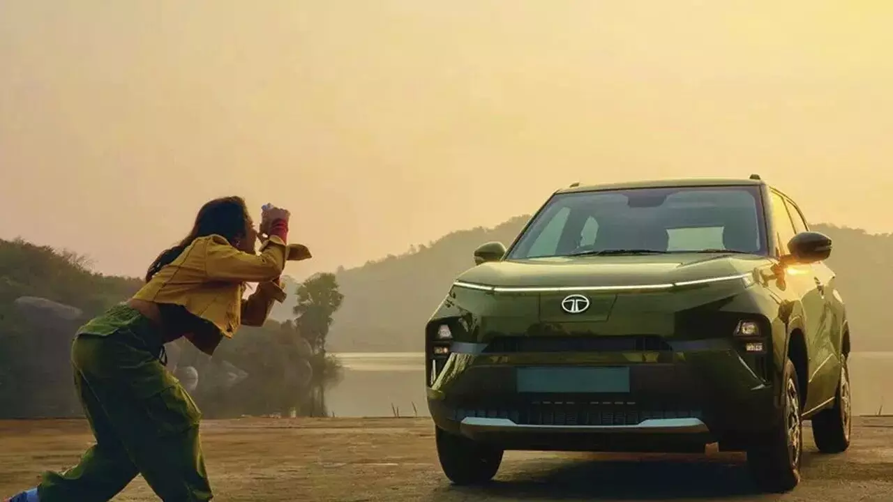 Tata Punch EV : టాటా పంచ్ ఈవీపై రూ.1.20 లక్షల భారీ డిస్కౌంట్.. ఎలక్ట్రిక్ కారు కొనడానికి ఇదే సరైన సమయం Tata Punch EV : టాటా పంచ్ ఈవీపై రూ.1.20 లక్షల భారీ డిస్కౌంట్.. ఎలక్ట్రిక్ కారు కొనడానికి ఇదే సరైన సమయం