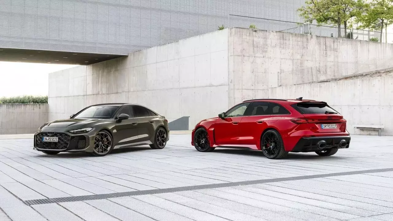 Audi : ఆడి నుంచి సరికొత్త ఆర్ఎస్ 5 లాంచ్.. పెట్రోల్ లేకుండానే 84 కి.మీ ప్రయాణం Audi : ఆడి నుంచి సరికొత్త ఆర్ఎస్ 5 లాంచ్.. పెట్రోల్ లేకుండానే 84 కి.మీ ప్రయాణం