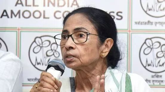 All India Trinamool Congress: తృణమూల్లో ఉద్రిక్తత.. 10 మంది ఎమ్మెల్యేలు మమతా సమావేశానికి గైర్హాజరు All India Trinamool Congress: తృణమూల్లో ఉద్రిక్తత.. 10 మంది ఎమ్మెల్యేలు మమతా సమావేశానికి గైర్హాజరు