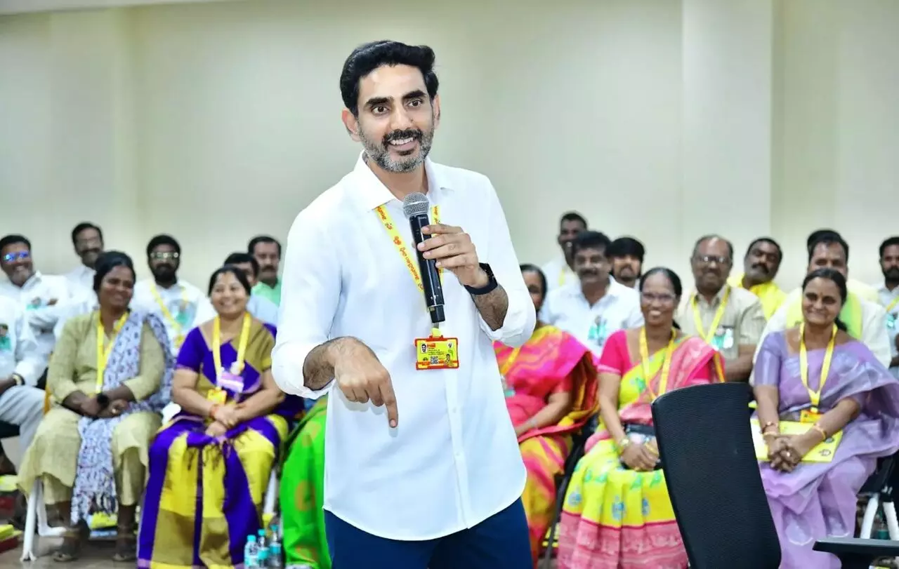 Telugu Desam Party Mahanadu 2026: టీడీపీ మహానాడు-2026: నెల్లూరులోని ఇఫ్కో కిసాన్ సెజ్లో నిర్వహణ.. సమన్వయ కమిటీ కన్వీనర్గా నారా లోకేశ్ Telugu Desam Party Mahanadu 2026: టీడీపీ మహానాడు-2026: నెల్లూరులోని ఇఫ్కో కిసాన్ సెజ్లో నిర్వహణ.. సమన్వయ కమిటీ కన్వీనర్గా నారా లోకేశ్