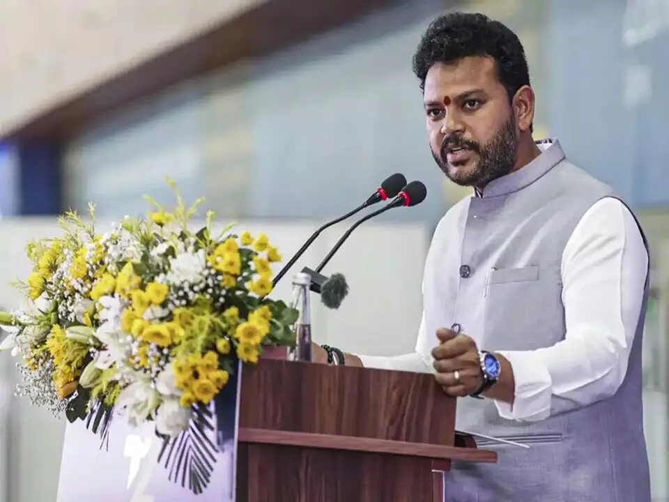 Union Aviation Minister Ram Mohan Naidu: గ్లోబల్ ఎయిర్క్రాఫ్ట్ లీజింగ్ హబ్లకు తోడ్పడేందుకు భారత్ సిద్ధం: కేంద్ర పౌరవిమానయాన శాఖ మంత్రి రామ్మోహన్ నాయుడు Union Aviation Minister Ram Mohan Naidu: గ్లోబల్ ఎయిర్క్రాఫ్ట్ లీజింగ్ హబ్లకు తోడ్పడేందుకు భారత్ సిద్ధం: కేంద్ర పౌరవిమానయాన శాఖ మంత్రి రామ్మోహన్ నాయుడు