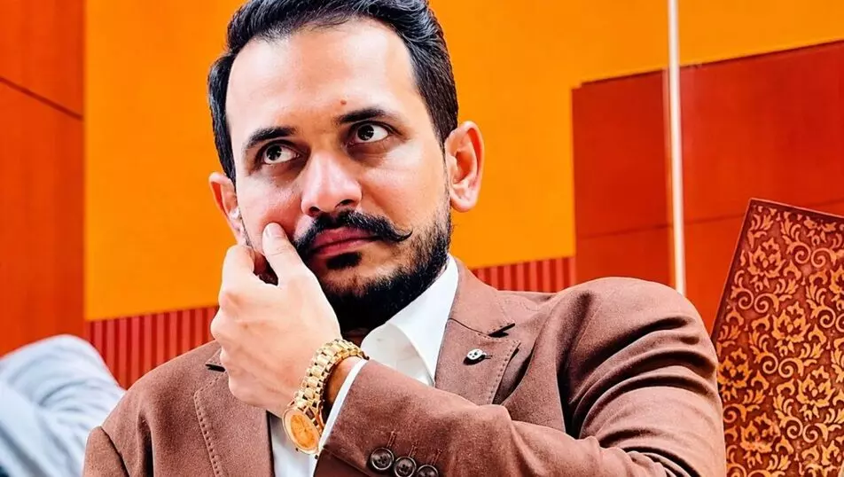 Pak Gangster Conspiracy: భారత్లో నెట్వర్క్ విస్తరించాలని పాక్ గ్యాంగ్స్టర్ కుట్ర Pak Gangster Conspiracy: భారత్లో నెట్వర్క్ విస్తరించాలని పాక్ గ్యాంగ్స్టర్ కుట్ర