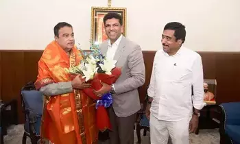 Pemmmasani Chandrasekhar Urges: ఆ వెస్ట్ బైపాస్ సమస్యలు పరిష్కరించాలి.. గడ్కరీని కోరిన పెమ్మసాని చంద్రశేఖర్ Pemmmasani Chandrasekhar Urges: ఆ వెస్ట్ బైపాస్ సమస్యలు పరిష్కరించాలి.. గడ్కరీని కోరిన పెమ్మసాని చంద్రశేఖర్