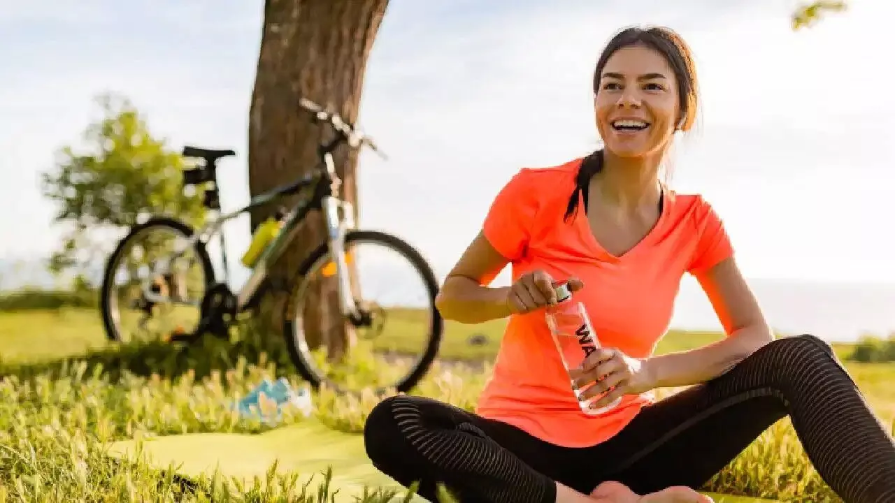 These 6 Small Habits Could Become Big Enemies: మీరు చేసే ఈ 6 చిన్న పనులు మీ ఆరోగ్యానికి పెద్ద శత్రువులు.. ఈ అలవాట్లను వెంటనే మార్చుకోండి.. These 6 Small Habits Could Become Big Enemies: మీరు చేసే ఈ 6 చిన్న పనులు మీ ఆరోగ్యానికి పెద్ద శత్రువులు.. ఈ అలవాట్లను వెంటనే మార్చుకోండి..