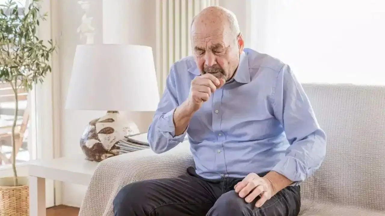 Weather Changes Can Affect Elderly Health: వాతావరణంలో మార్పులు.. వృద్ధుల ఆరోగ్యంపై ప్రభావం.. ఈ జాగ్రత్తలు తీసుకోకపోతే ప్రమాదమే.. Weather Changes Can Affect Elderly Health: వాతావరణంలో మార్పులు.. వృద్ధుల ఆరోగ్యంపై ప్రభావం.. ఈ జాగ్రత్తలు తీసుకోకపోతే ప్రమాదమే..