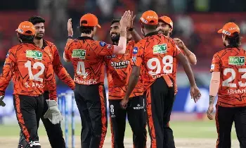 IPL 2026: సన్రైజర్స్కు అసలైన పరీక్ష ముందుంది.. ప్లేఆఫ్స్ రేసుపై కైఫ్ కీలక వ్యాఖ్యలు IPL 2026: సన్రైజర్స్కు అసలైన పరీక్ష ముందుంది.. ప్లేఆఫ్స్ రేసుపై కైఫ్ కీలక వ్యాఖ్యలు