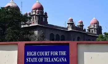 High Court : హైకోర్టు: బండి భగీరథ్ కేసు విచారణ వాయిదా.. బాధితురాలి బర్త్ సర్టిఫికెట్లు పరిశీలించండి: ఆదేశం High Court : హైకోర్టు: బండి భగీరథ్ కేసు విచారణ వాయిదా.. బాధితురాలి బర్త్ సర్టిఫికెట్లు పరిశీలించండి: ఆదేశం