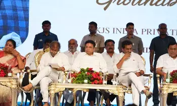 Minister Sridhar Babu: పెట్టుబడులు ఆకర్షించి యువతకు ఉపాధి కల్పిస్తాం: మంత్రి శ్రీధర్బాబు Minister Sridhar Babu: పెట్టుబడులు ఆకర్షించి యువతకు ఉపాధి కల్పిస్తాం: మంత్రి శ్రీధర్బాబు