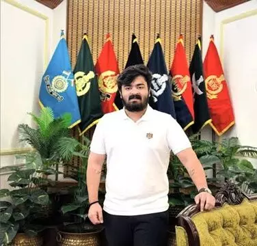 Lookout Notices Issued Against Bandi Bhagirath: లైంగిక దాడి ఆరోపణలు: బండి భగీరథ్పై లుకౌట్ నోటీసులు Lookout Notices Issued Against Bandi Bhagirath: లైంగిక దాడి ఆరోపణలు: బండి భగీరథ్పై లుకౌట్ నోటీసులు