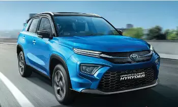 Hybrid Cars : లీటరు పెట్రోల్‌తో 28కిమీ.. ఆఫీస్ వెళ్లేవారికి ఈ 5 హైబ్రిడ్ కార్లు దేవుడిచ్చిన వరంలాంటివి