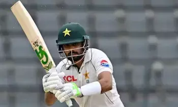 Babar Azam: తొలి బ్యాటర్గా బాబర్ ఆజామ్ రికార్డు Babar Azam: తొలి బ్యాటర్గా బాబర్ ఆజామ్ రికార్డు