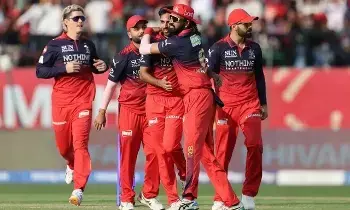 IPL 2026: పంజాబ్పై ఘన విజయం.. ఆర్సీబీ ప్లేఆఫ్స్ బెర్త్ కన్ఫర్మ్ IPL 2026: పంజాబ్పై ఘన విజయం.. ఆర్సీబీ ప్లేఆఫ్స్ బెర్త్ కన్ఫర్మ్