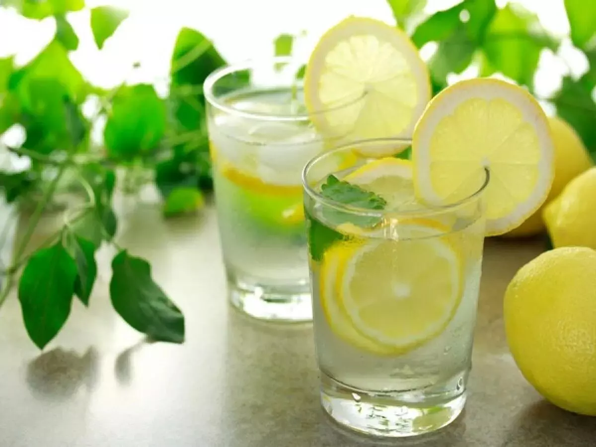 Best Homemade Drink to Boost Energy in Summer: ఎండల్లో ఎనర్జీ ఇచ్చే బెస్ట్ హోమ్ మేడ్ డ్రింక్.. ఎలక్ట్రోలైట్స్ అంటే ఏంటి? Best Homemade Drink to Boost Energy in Summer: ఎండల్లో ఎనర్జీ ఇచ్చే బెస్ట్ హోమ్ మేడ్ డ్రింక్.. ఎలక్ట్రోలైట్స్ అంటే ఏంటి?