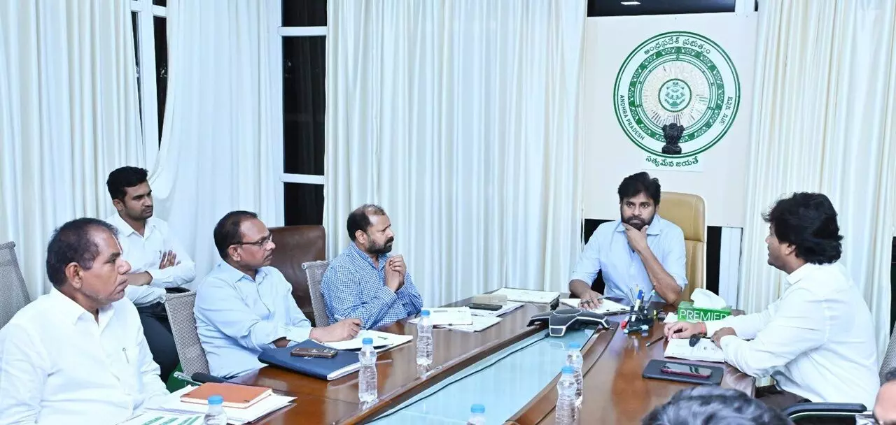 Deputy CM Pawan Kalyan Suggests: రాష్ట్రమంతటా గ్రీన్షాపులు: ఉపముఖ్యమంత్రి పవన్ కల్యాణ్ సూచన Deputy CM Pawan Kalyan Suggests: రాష్ట్రమంతటా గ్రీన్షాపులు: ఉపముఖ్యమంత్రి పవన్ కల్యాణ్ సూచన
