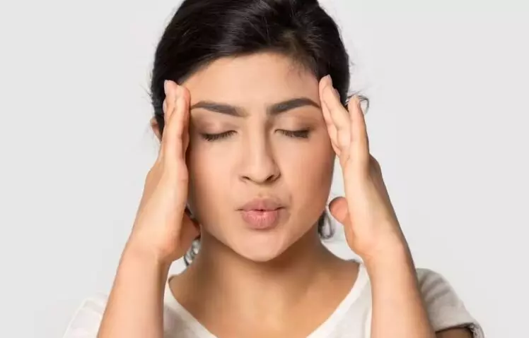Silent Killer ‘High Blood Pressure’: సైలెంట్ కిల్లర్ ‘రక్తపోటు’: శరీరంలో ఈ మార్పులు కనిపిస్తే అస్సలు నిర్లక్ష్యం చేయకండి! Silent Killer ‘High Blood Pressure’: సైలెంట్ కిల్లర్ ‘రక్తపోటు’: శరీరంలో ఈ మార్పులు కనిపిస్తే అస్సలు నిర్లక్ష్యం చేయకండి!