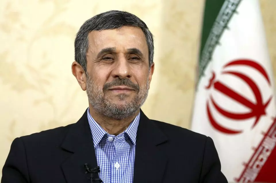 Mahmud Ahmadinejad: వెనెజువెలా మాదిరి ఇరాన్లో కూడా.. నాయకత్వ మార్పు ప్లాన్ వికటించడంతో అమెరికా-ఇజ్రాయెల్ అవస్థలు Mahmud Ahmadinejad: వెనెజువెలా మాదిరి ఇరాన్లో కూడా.. నాయకత్వ మార్పు ప్లాన్ వికటించడంతో అమెరికా-ఇజ్రాయెల్ అవస్థలు