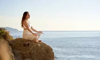 Magic Meditation Can Completely Transform Your Life: రోజుకు కేవలం 10 నిమిషాలు.. మీ లైఫ్ను మార్చేసే మ్యాజిక్ ధ్యానం.. Magic Meditation Can Completely Transform Your Life: రోజుకు కేవలం 10 నిమిషాలు.. మీ లైఫ్ను మార్చేసే మ్యాజిక్ ధ్యానం..