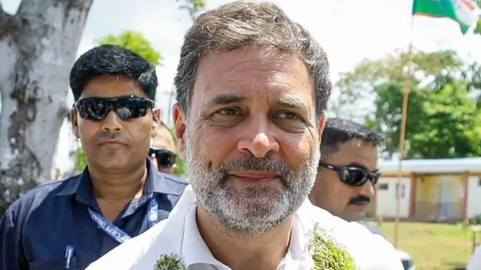 Rahul Gandhi Launches Sharp Criticism: మోదీ, అమిత్ షా దేశాన్ని అమ్మేశారు: రాహుల్ గాంధీ తీవ్ర విమర్శ Rahul Gandhi Launches Sharp Criticism: మోదీ, అమిత్ షా దేశాన్ని అమ్మేశారు: రాహుల్ గాంధీ తీవ్ర విమర్శ