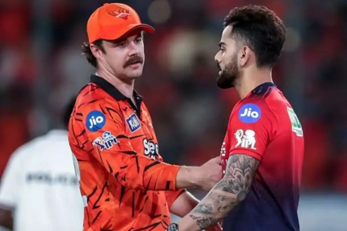 Virat Kohli Refuses to Shake Hands with Head: ఉప్పల్ స్టేడియంలో మాటల యుద్ధం.. హెడ్కు షేక్ హ్యాండ్ ఇవ్వని విరాట్ కోహ్లీ Virat Kohli Refuses to Shake Hands with Head: ఉప్పల్ స్టేడియంలో మాటల యుద్ధం.. హెడ్కు షేక్ హ్యాండ్ ఇవ్వని విరాట్ కోహ్లీ