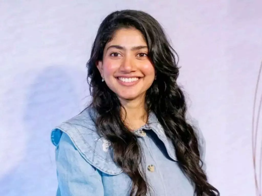 Sai Pallavi: విమర్శకుల నోళ్లు మూయించనున్న సాయి పల్లవి Sai Pallavi: విమర్శకుల నోళ్లు మూయించనున్న సాయి పల్లవి