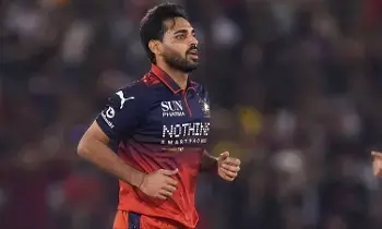 IPL 2026: షమీ చెత్త రికార్డును సమం చేసిన భువనేశ్వర్