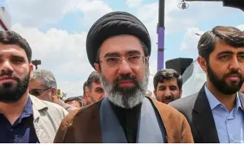 Mojtaba Khamenei : రహస్య స్థావరంలో మొజ్తాబా ఖమేనీ.. దూతల ద్వారా మాత్రమే సందేశాలు!