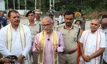 Extensive Arrangements for Devotees: భక్తులకు మరింత విశ్వాసం పెంచేలా విస్తృత ఏర్పాట్లు Extensive Arrangements for Devotees: భక్తులకు మరింత విశ్వాసం పెంచేలా విస్తృత ఏర్పాట్లు