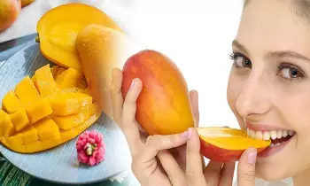 Eating Mangoes This Season: మామిడి పండు తింటున్నారా? అయితే ఈ విషయాలు ఖచ్చితంగా తెలియాల్సిందే! Eating Mangoes This Season: మామిడి పండు తింటున్నారా? అయితే ఈ విషయాలు ఖచ్చితంగా తెలియాల్సిందే!
