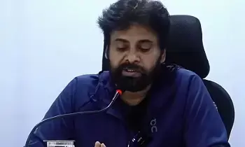 Deputy CM Pawan Kalyan: పవన్‌ కల్యాణ్‌: మన జీవితాన్నిచ్చే నదులను చంపవద్దు.. గోదావరి పుష్కర ఘాట్లను పరిశీలించిన డిప్యూటీ సీఎం