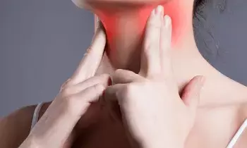 Thyroid Problems: భారత్లో ప్రమాదకరంగా మారుతున్న థైరాయిడ్.. నిపుణులు సూచిస్తున్న ఆహార నియమాలు ఇవే.. Thyroid Problems: భారత్లో ప్రమాదకరంగా మారుతున్న థైరాయిడ్.. నిపుణులు సూచిస్తున్న ఆహార నియమాలు ఇవే..